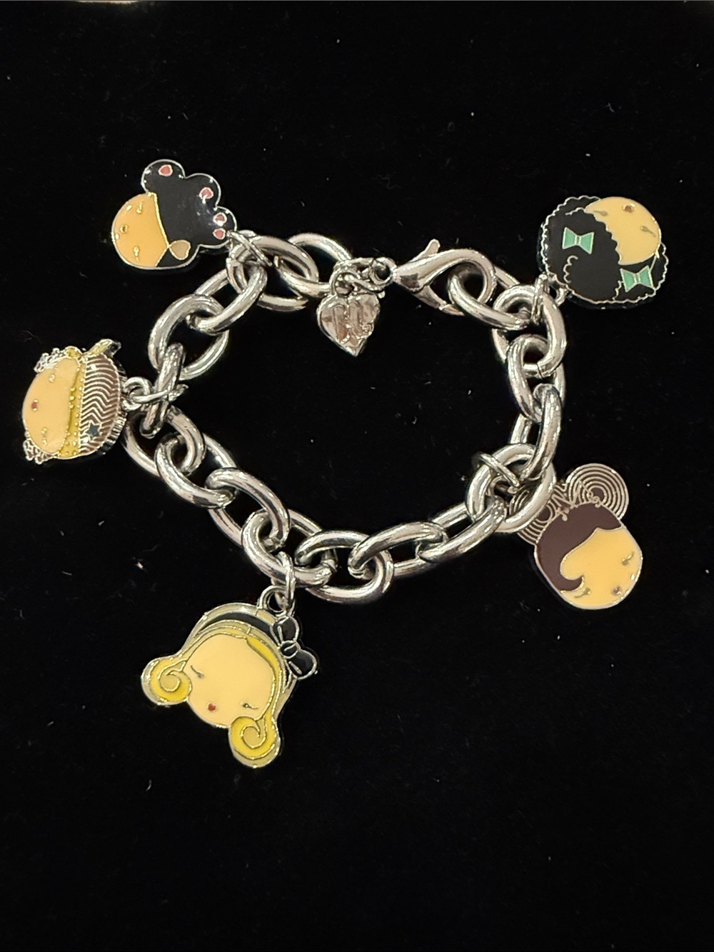 The Harajuku Lovers  NWOT Gwen Stefani Charm Bracelet in Silver Tone